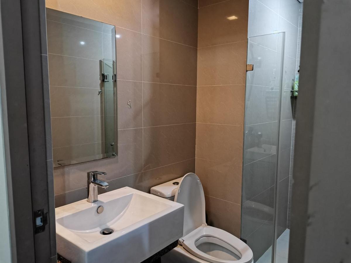 Palm Tree Villas Pasay Exterior photo